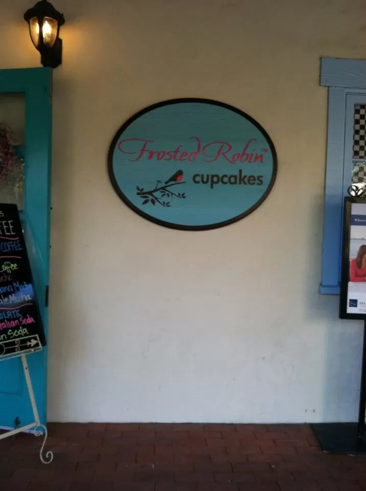 Photo of Frosted Robin Cupcakes, Harbor Lane, San Diego, CA, United States by Daisy