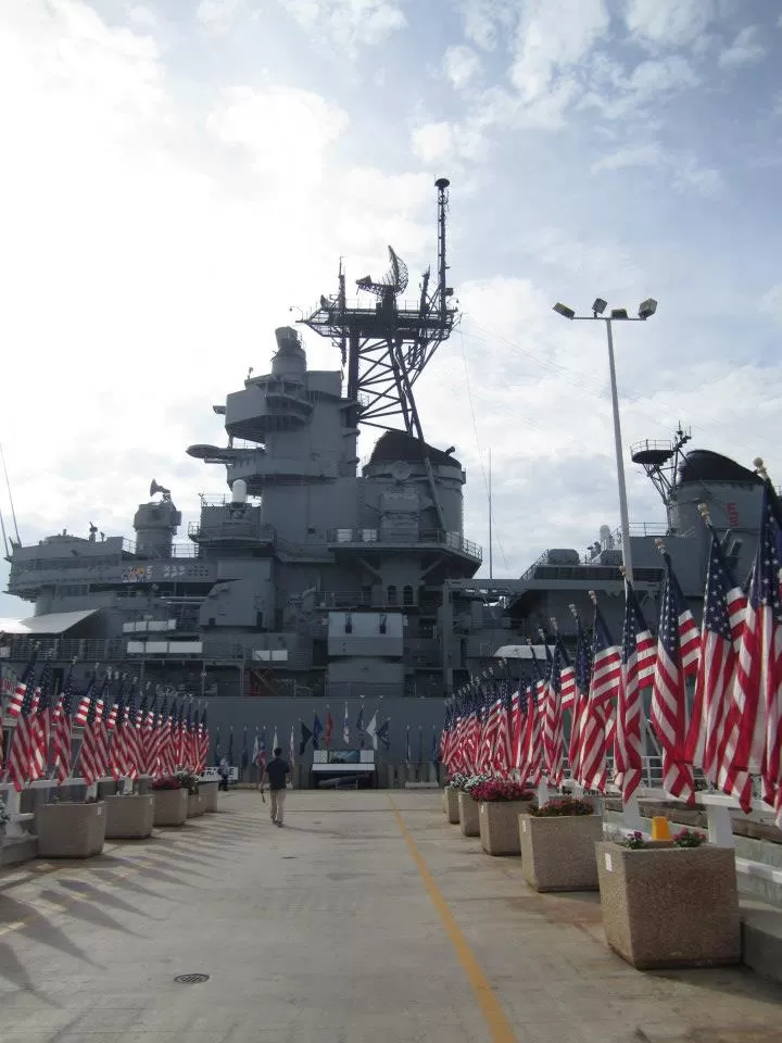 Photo of Battleship Missouri Memorial, Cowpens Street, Honolulu, HI, United States by Daisy