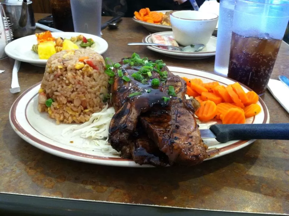 Photo of Wailana Coffee House, Ala Moana Boulevard, Honolulu, HI, United States by Daisy