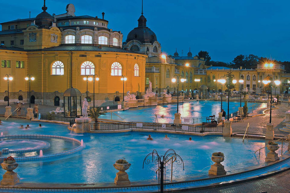 Photo of Budapest, Széchenyi Thermal Bath, Állatkerti körút, Hungary by Mansi