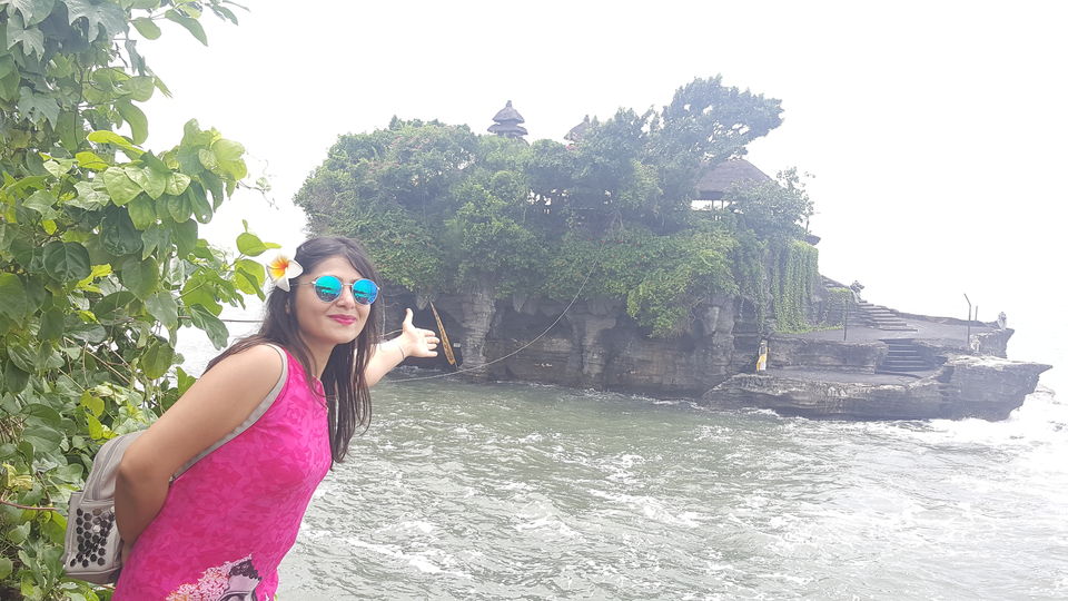 Photo of Tanah Lot, Beraban, Tabanan Regency, Bali, Indonesia by Mansi