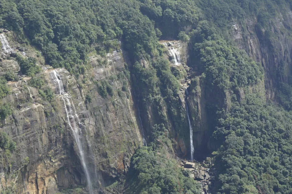 Photo of Seven Sisters Falls, Cherrapunjee, Nongkalikhai, Cherrapunjee, Meghalaya, India by Medha & Meha