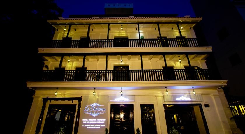 Photo of Le Chateau 2 by Dominic Liang
