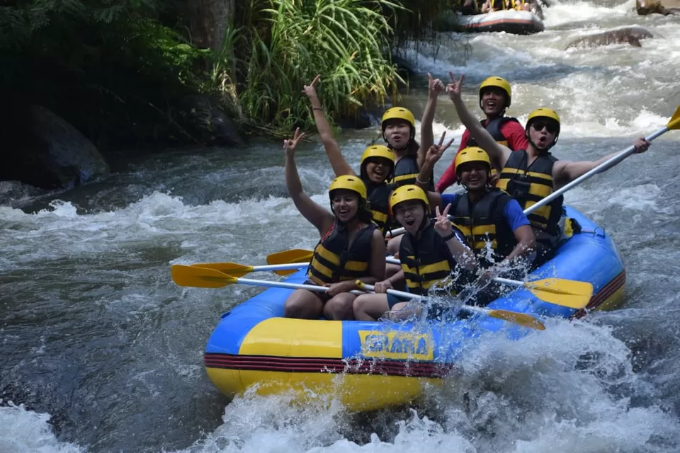 Photo of Ayung River, Denpasar City, Bali, Indonesia by Dominic Liang