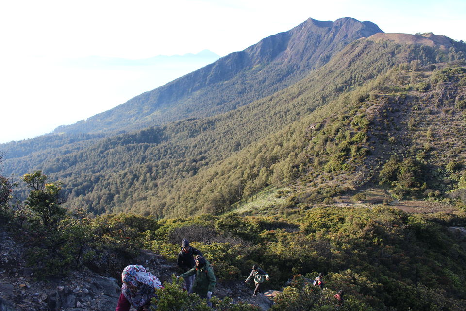Photo of Mountain point of view. 9/14 by Nur Syahirah