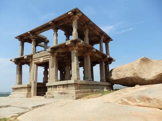 Photo of Sri Virupaksha Temple, Hampi, Karnataka, India by Shoumava A Sengupta