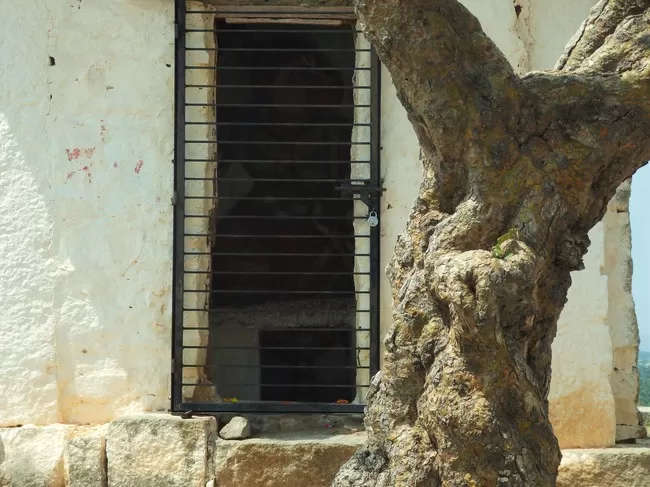 Photo of Sri Virupaksha Temple, Hampi, Karnataka, India by Shoumava A Sengupta