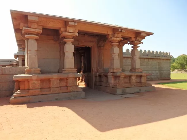 Photo of Sri Virupaksha Temple, Hampi, Karnataka, India by Shoumava A Sengupta
