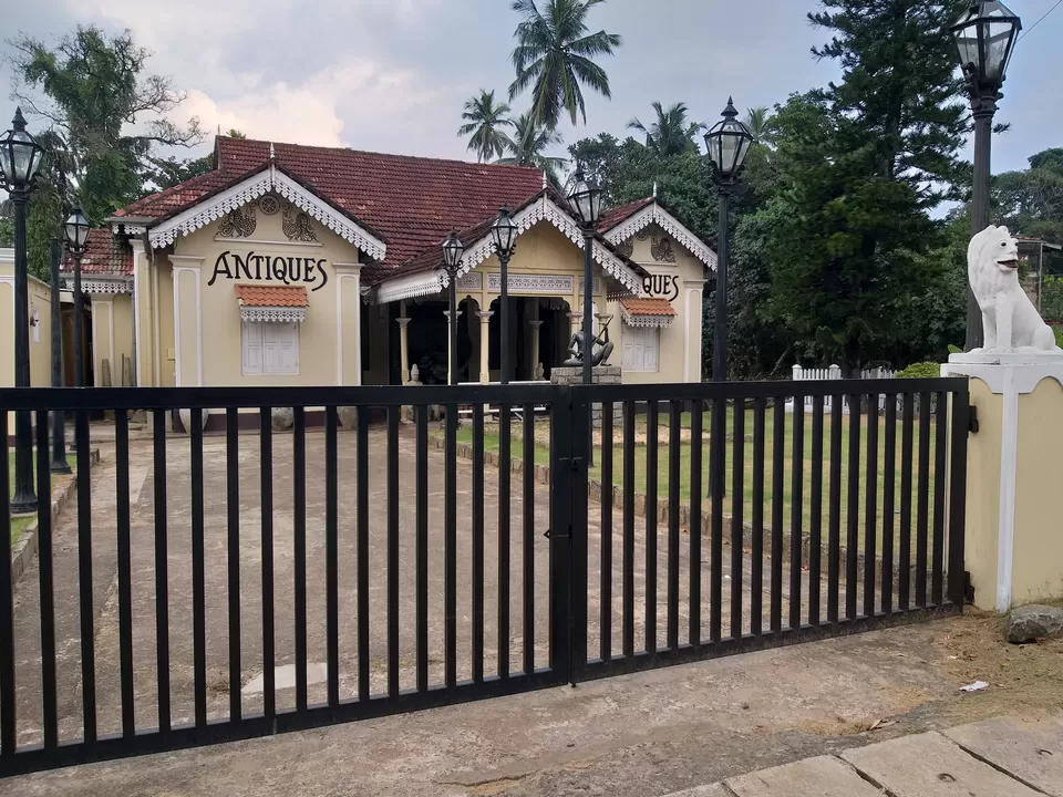 Photo of Oasey Beach Hotel, Bentota, Sri Lanka by Soumabhha Sengupta 
