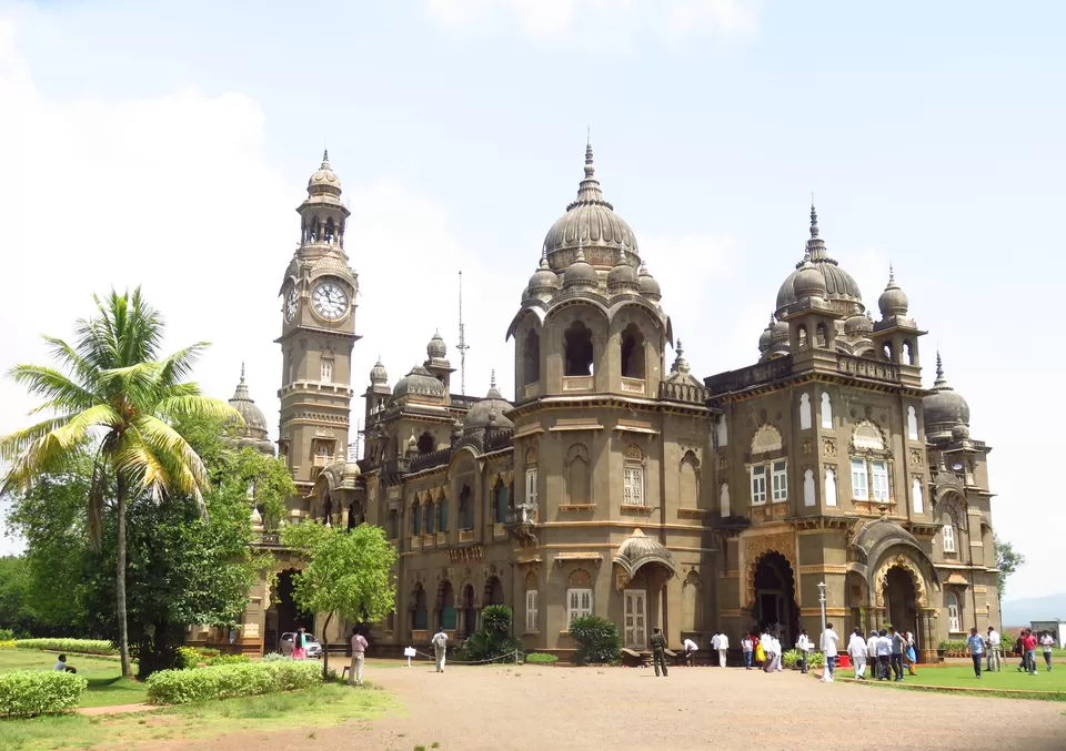 Photo of New Palace, Kolhapur, Maharashtra, India by Pratik Sonawane