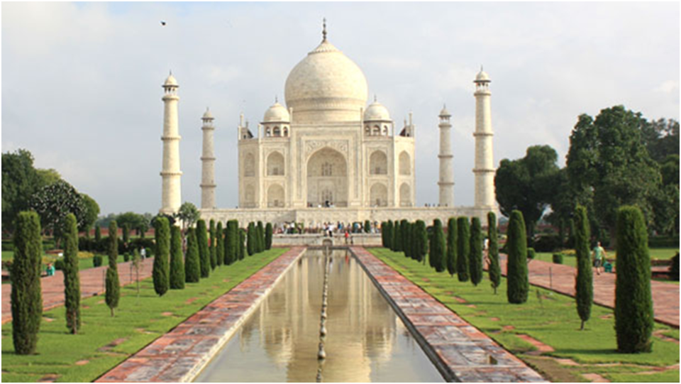 Photo of India on the Quick: The best of the Golden Triangl by Margot