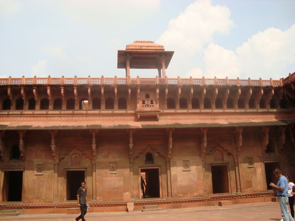 Photo of Agra Fort, Agra, Uttar Pradesh, India by Shoyeta chatterjee
