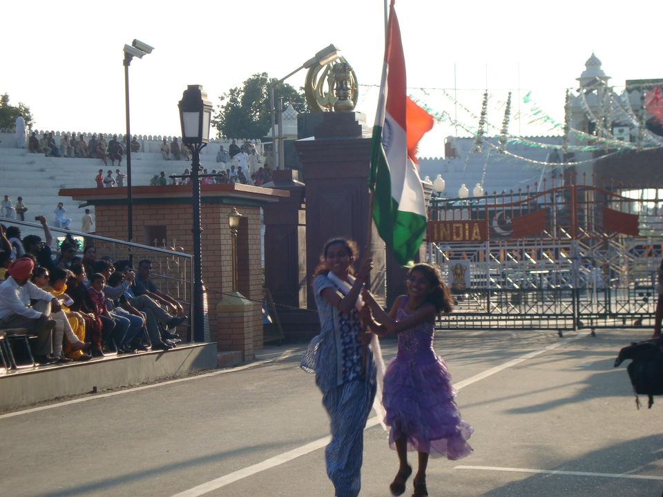 Photo of Wagah Border, Hardo Rattan, Punjab, India by Shoyeta chatterjee