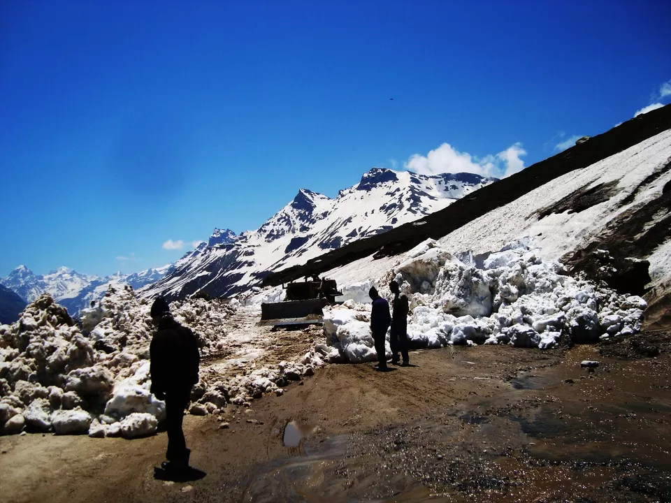 Photo of Manali, Himachal Pradesh, India by Shoyeta chatterjee