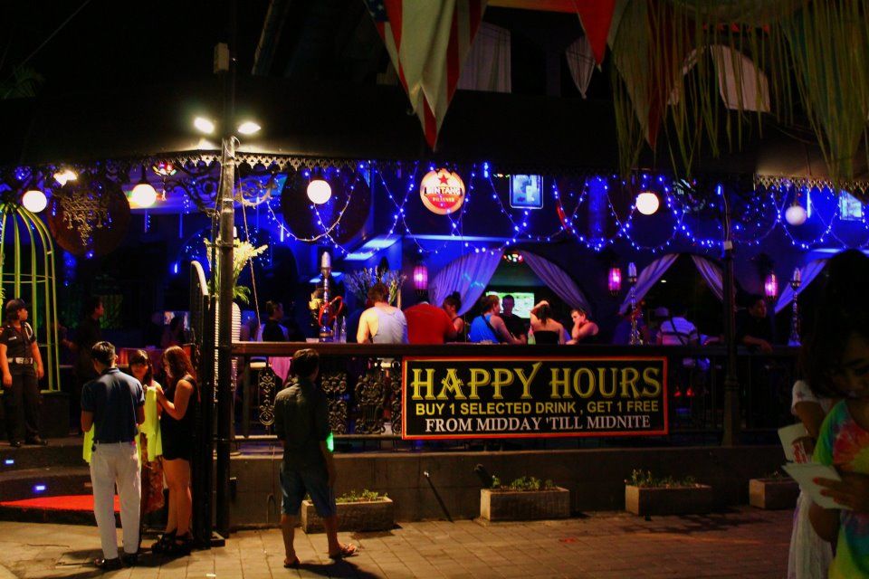 Photo of Partying in Bali 4/8 by Shoyeta chatterjee