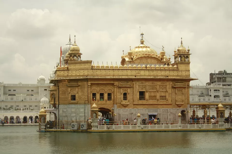 Photo of Golden Temple, Golden Temple Road, Amritsar, Punjab, India by Rohith T V