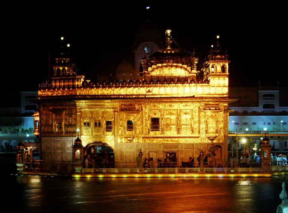 Photo of Golden Temple, Golden Temple Road, Amritsar, Punjab, India by Rohith T V