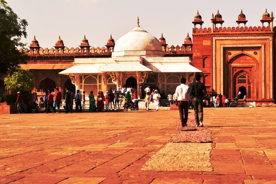 Photo of Bike Trip to Mandirs & Mausoleums (Vrindavan, Mathura, Agra & Fatehpur Sikri) 9/11 by Rohith T V