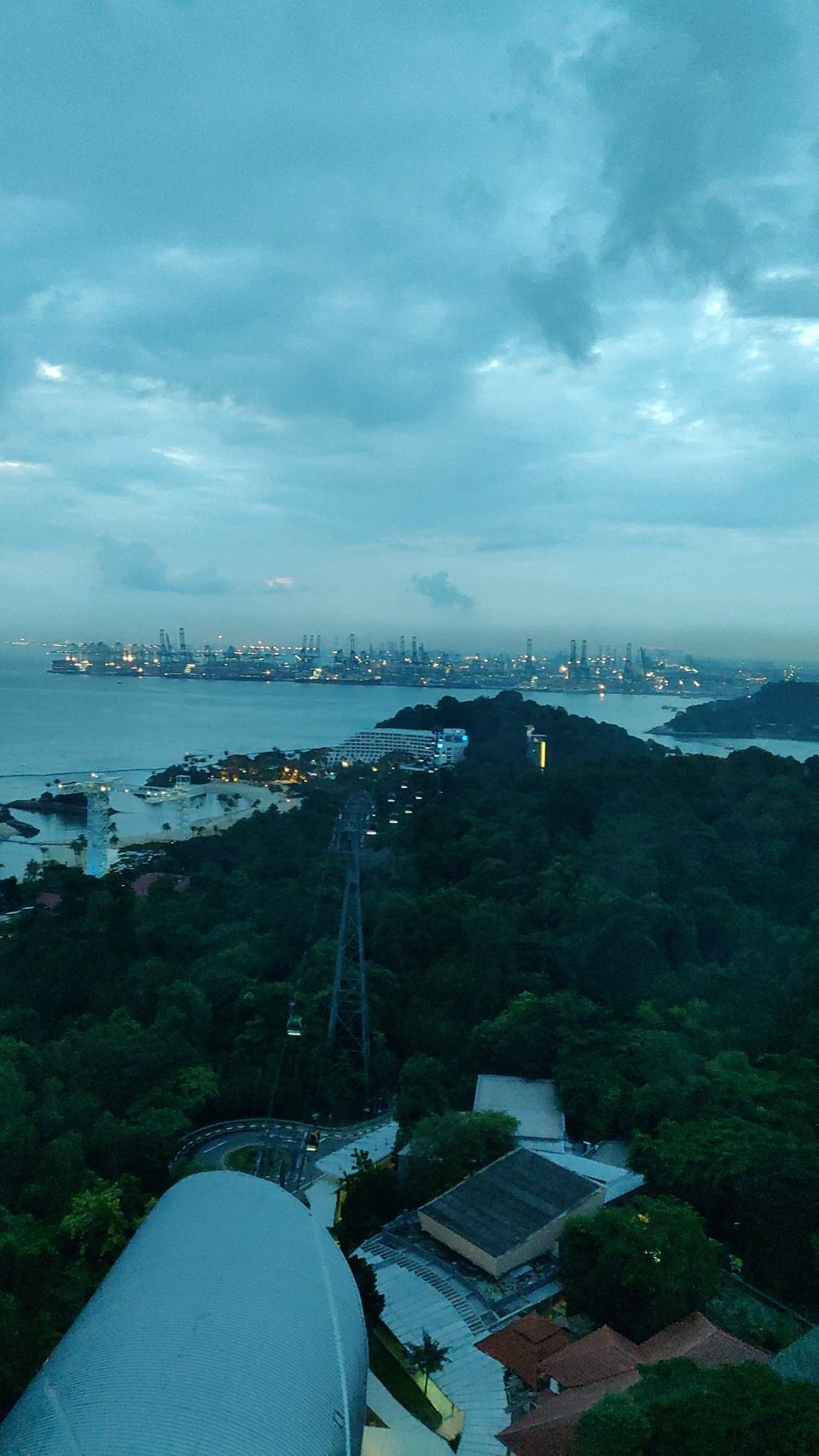 Photo of Dream Trip to the Luxury Island "Singapore" #Lifechangingtrip by Nikhil Ravindran