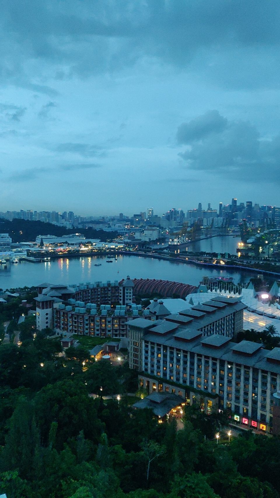 Photo of Dream Trip to the Luxury Island "Singapore" #Lifechangingtrip by Nikhil Ravindran