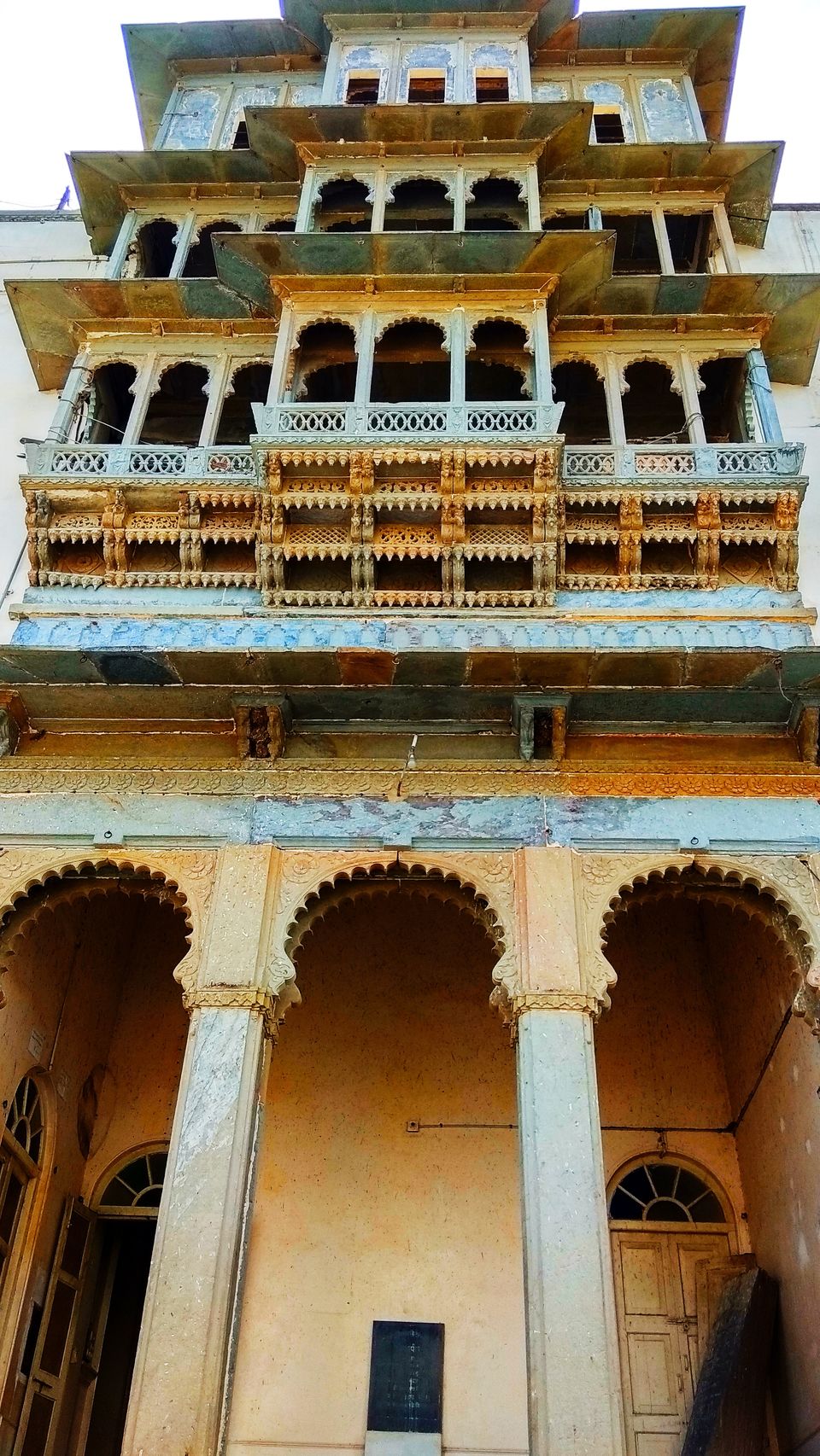 Photo of Udaipur: a beautiful white city 9/11 by Kush Shrivastava