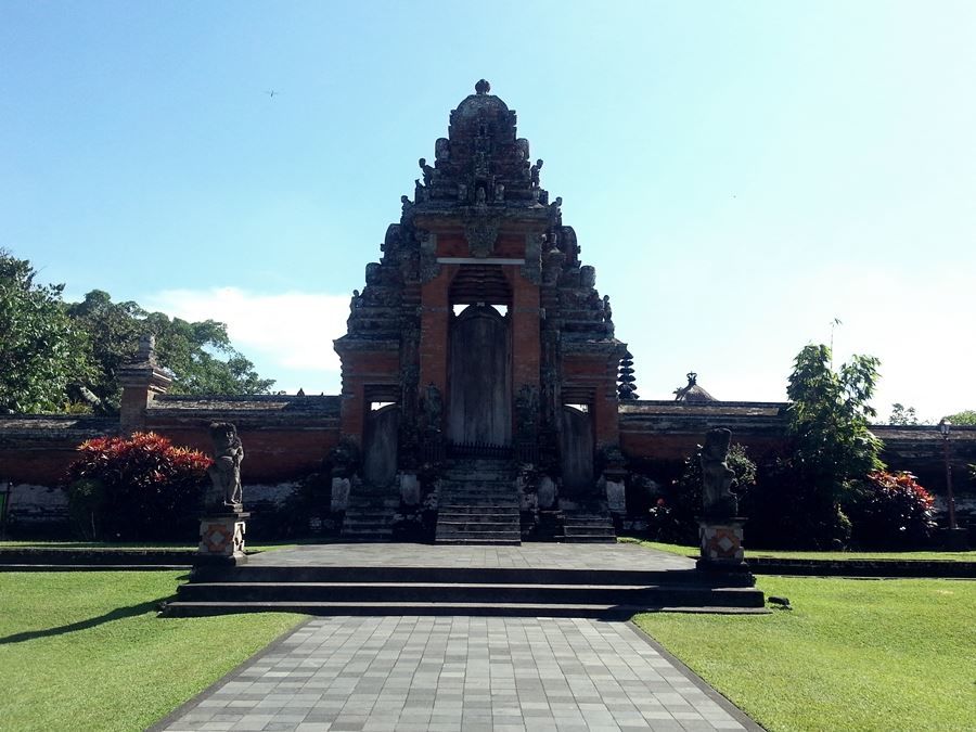Photo of Taman Ayun Temple, Mengwi, Bali, Indonesia by mandy