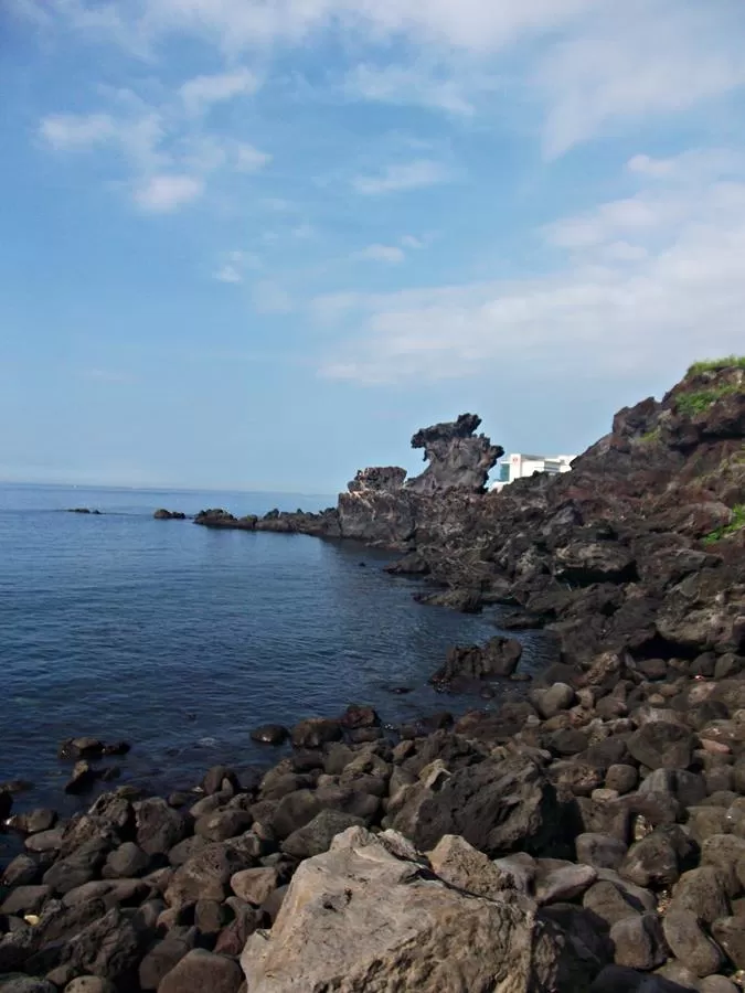 Photo of Yongdu-am, Jeju-si, Jeju-do, South Korea by mandy