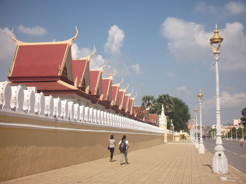 Photo of Royal Palace and Silver Pagoda, Phnom Penh, Cambodia by A.T