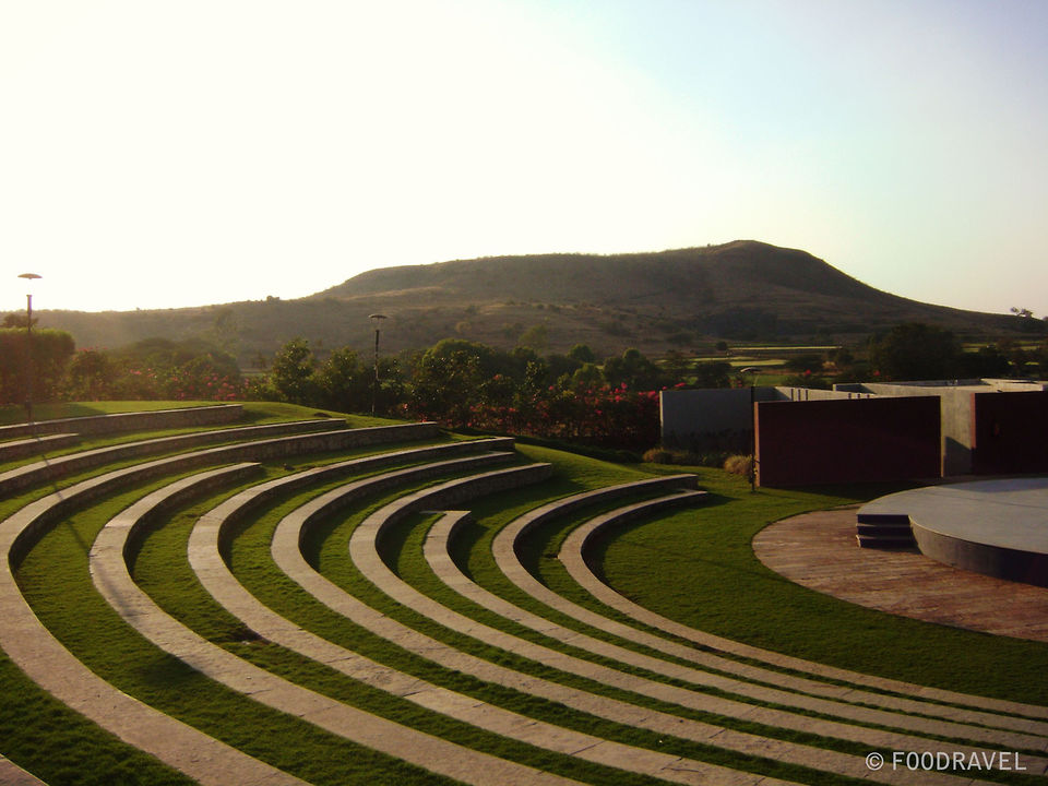 Photo of Sula - A Trail to Happiness 2/5 by Tasneem Bhavnagarwala