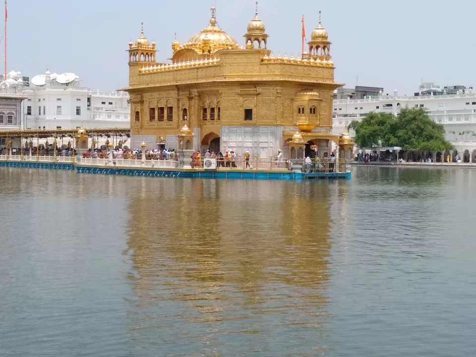 Photo of Harmandir Sahib, Golden Temple Road, Atta Mandi, Katra Ahluwalia, Amritsar, Punjab, India by Abhishek Gakhar