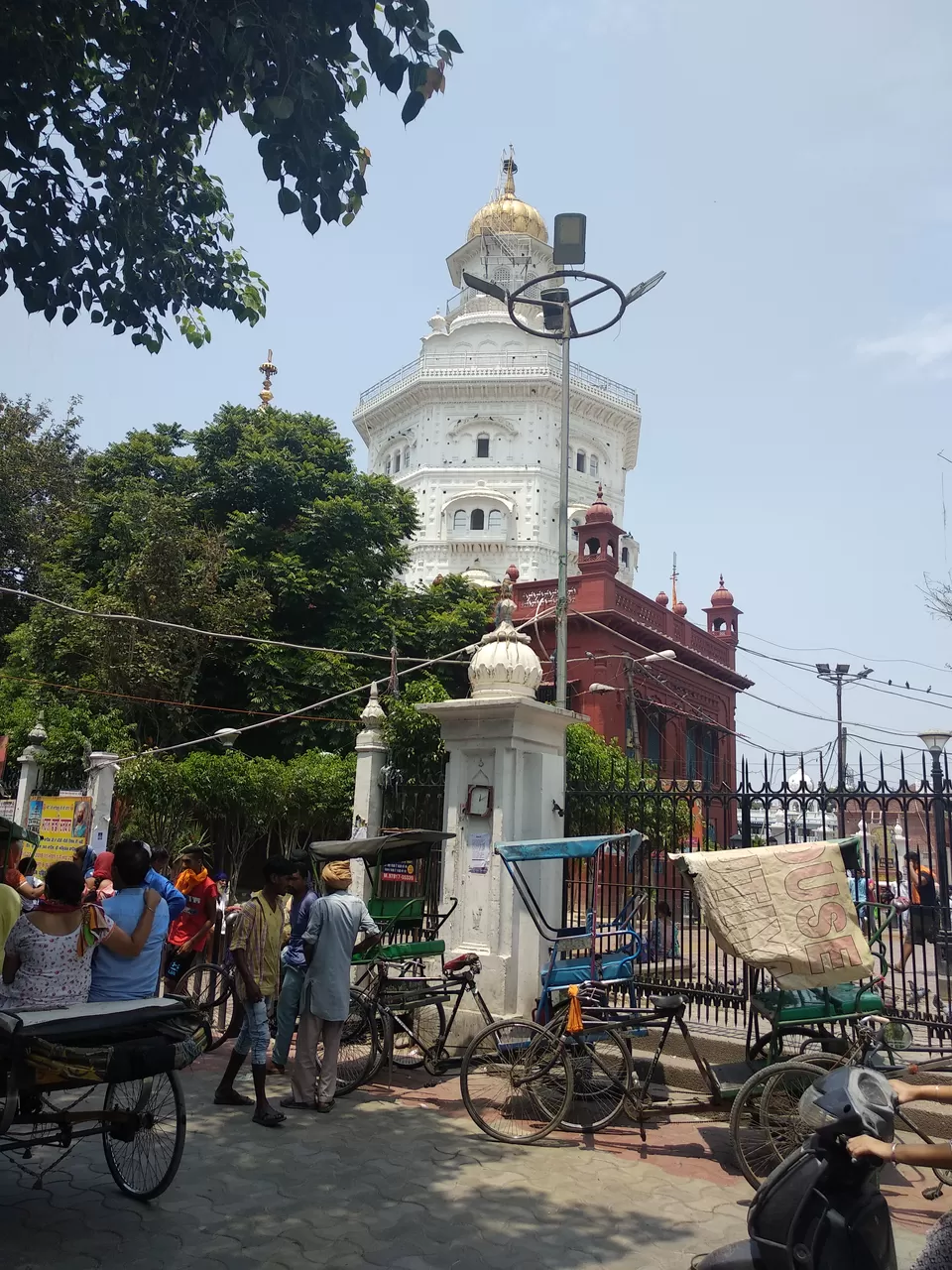 Photo of Harmandir Sahib, Golden Temple Road, Atta Mandi, Katra Ahluwalia, Amritsar, Punjab, India by Abhishek Gakhar