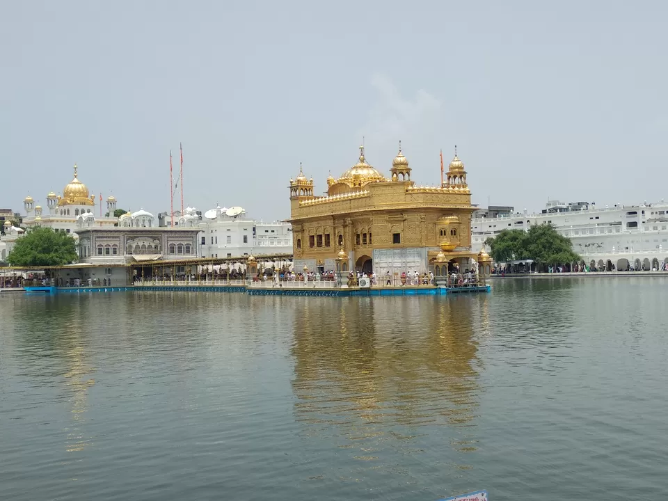 Photo of Harmandir Sahib, Golden Temple Road, Atta Mandi, Katra Ahluwalia, Amritsar, Punjab, India by Abhishek Gakhar
