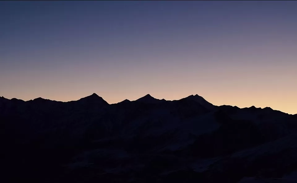 Photo of 18 year old, solo trekker - Snowtrek experience #nighttrek #photoblog by Mayank Madaan