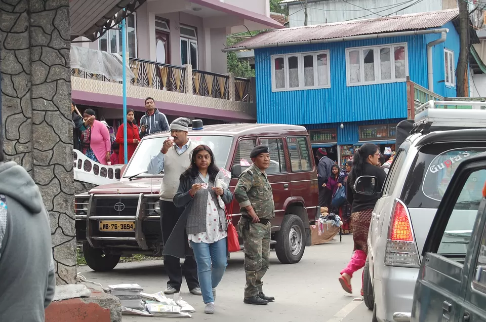 Photo of Darjeeling, West Bengal, India by Mojin Abdul Kabeer