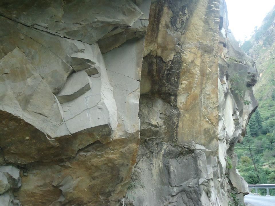 Photo of Bits of Enlightenment - Hiking to Kheer Ganga by Nisha Bora