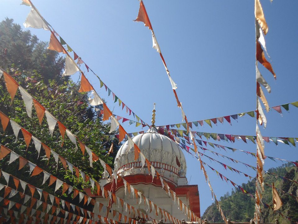 Photo of Bits of Enlightenment - Hiking to Kheer Ganga by Nisha Bora