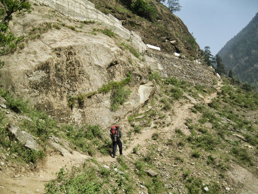 Photo of Trekking To The Last Village In Himachal Pradesh 5/8 by Nasir Engineer