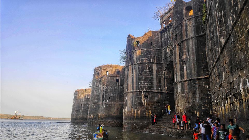 Photo of Murud-Janjira Fort, Maharashtra, India by Avinash Amlani