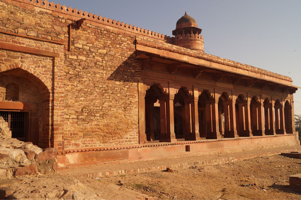Photo of Fatehpur Look Book by Anuja J