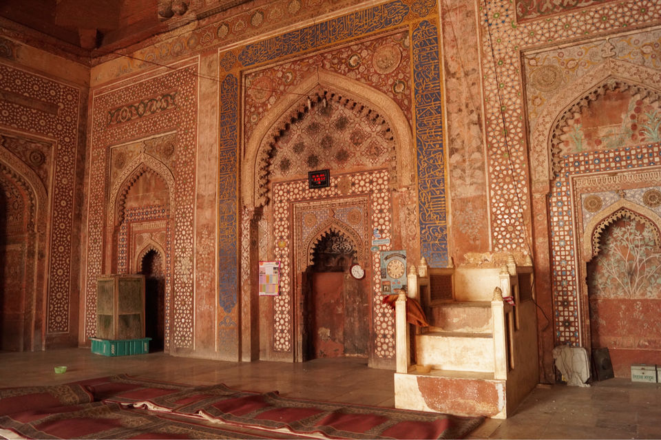 Photo of Fatehpur Look Book by Anuja J