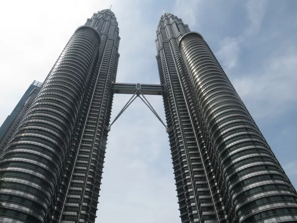 Photo of Petronas Twin Towers, Kuala Lumpur City Centre, Kuala Lumpur, Federal Territory of Kuala Lumpur, Malaysia by Vijay Shankar Badoni