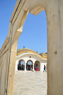 Photo of Agra Fort: A city in the City of Taj 3/7 by Yashodhara Khajuria