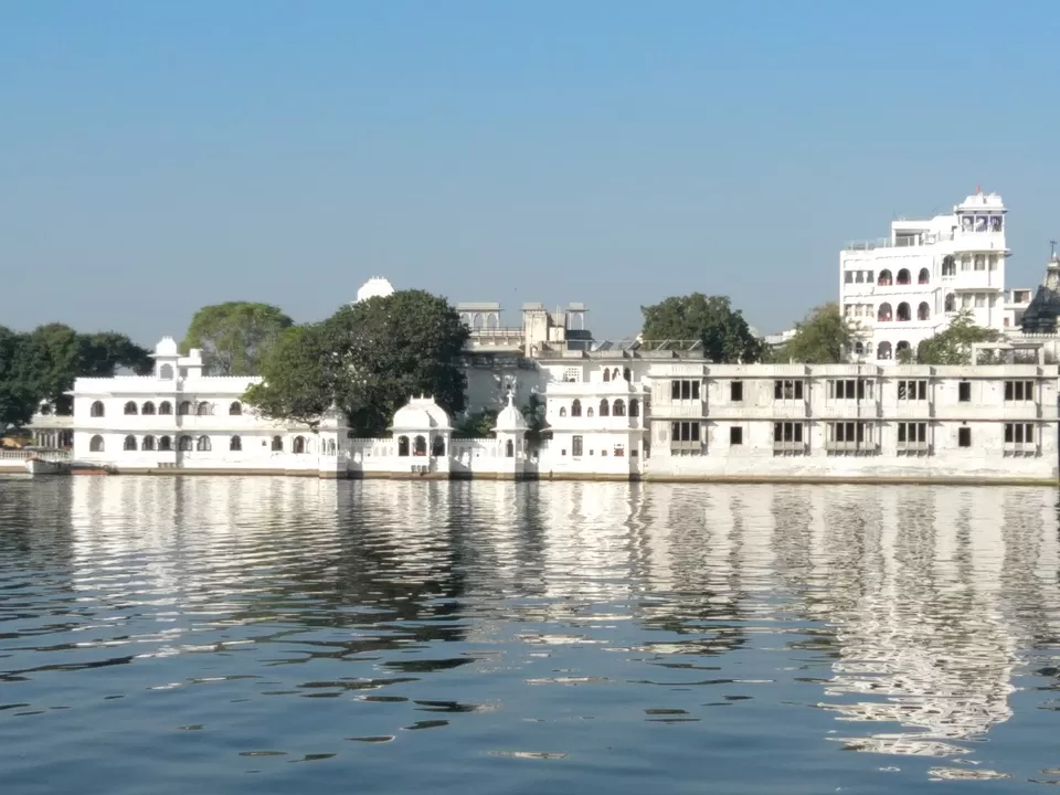 Photo of Lake Pichola, Pichola, Udaipur, Rajasthan, India by Damini