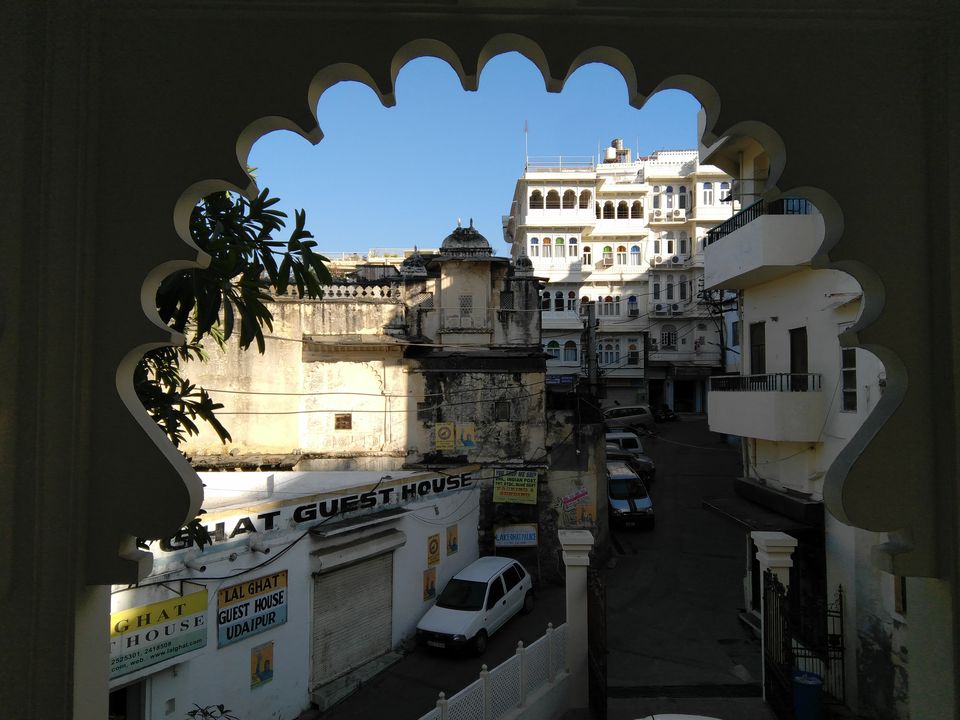Photo of Jaiwana Haveli, Lal Ghat Road, Udaipur, Rajasthan, India by Damini