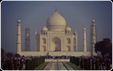 Photo of Taj Mahal: The epitome of Mugal Architecture 3/6 by Sudeep Puthalath