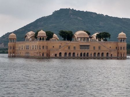 Jaipur - A Guide for Travelers to the Pink City
