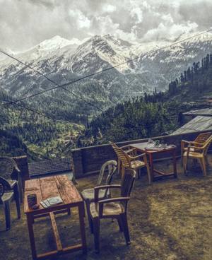 Tosh - the pinnacle village across Parvati river