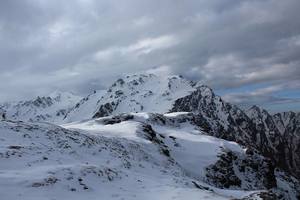 When your heart is set and the mind ajar, don't worry and climb to Sar: Sar Pass, Himachal Diaries