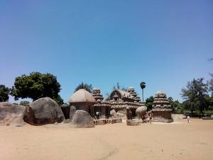 Pondicherry : The quaint little French Town in India