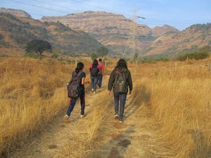 Trek to Peb a.k.a.Vikatgad